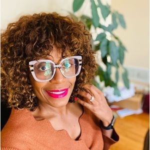 Meet your Posher, Kay